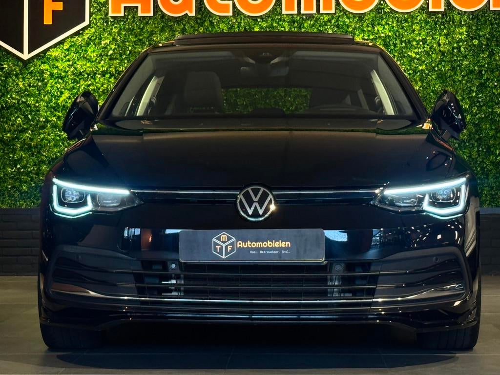 Volkswagen Golf 1.5 eTSI 150 PK |PANO|CAMERA|OETTINGER, Huisgarantie, 4 cilinders, Zwart, Bedrijf