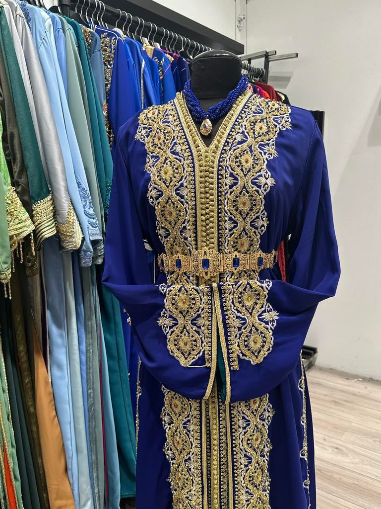 Takchita  te koop met tarz rbatie dn steentjes., Maat 38/40 (M), Overige typen, Blauw, Nieuw