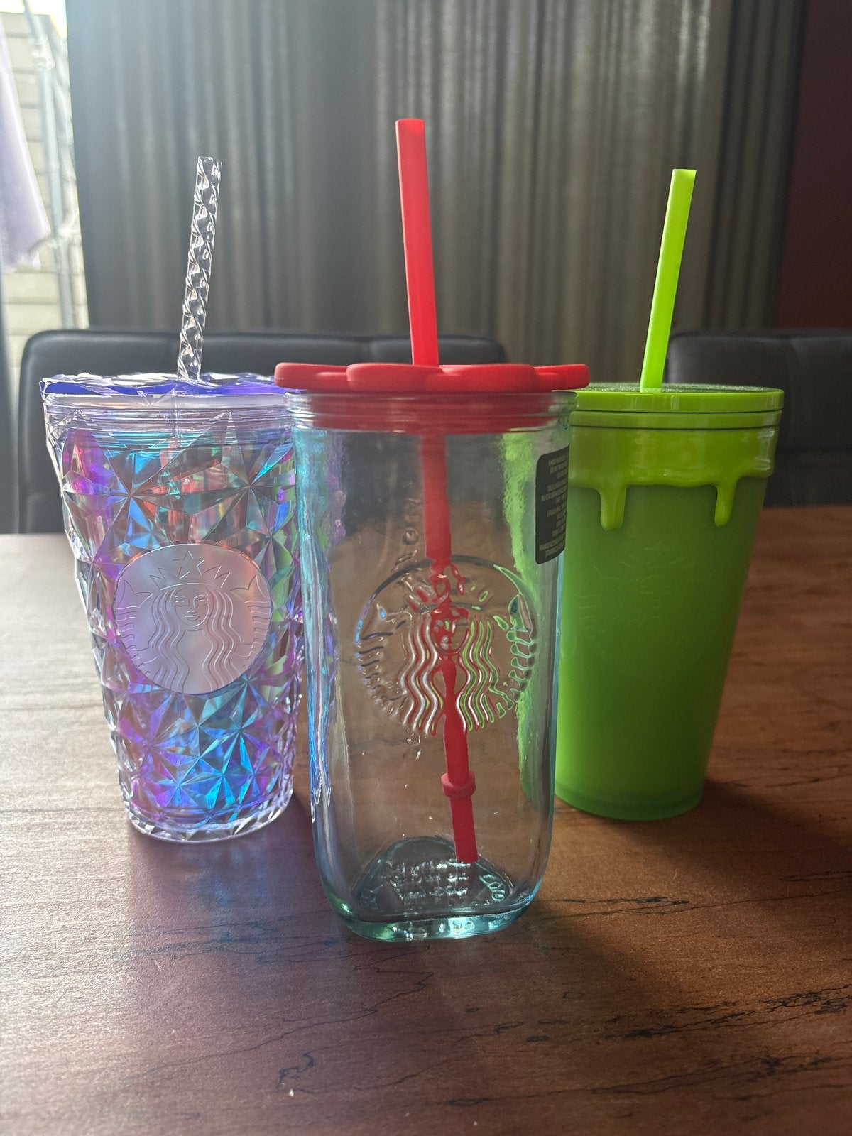 Starbucks bekers - 3 stuks, waarvan 1 glow in the dark, Kunststof, Nieuw, Ophalen of Verzenden, Meerkleurig