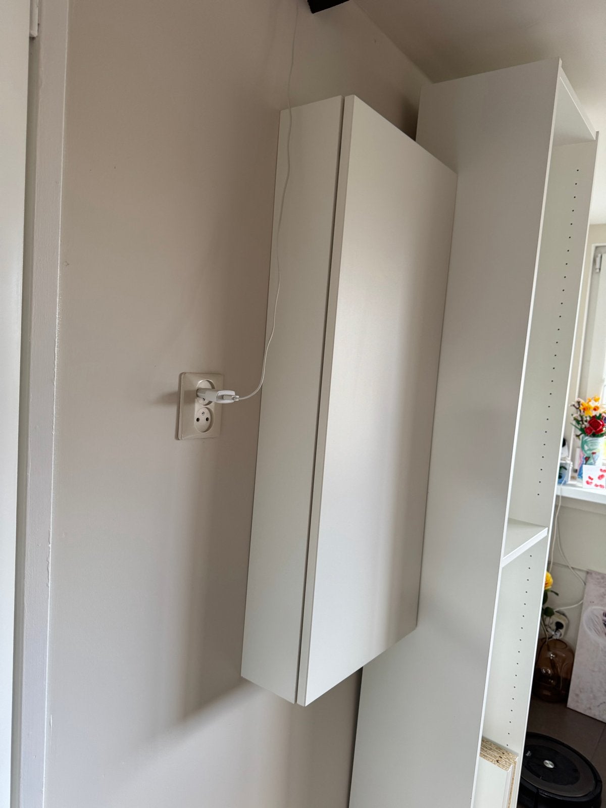 IKEA wandkast met glazen planken, Ophalen, Gebruikt