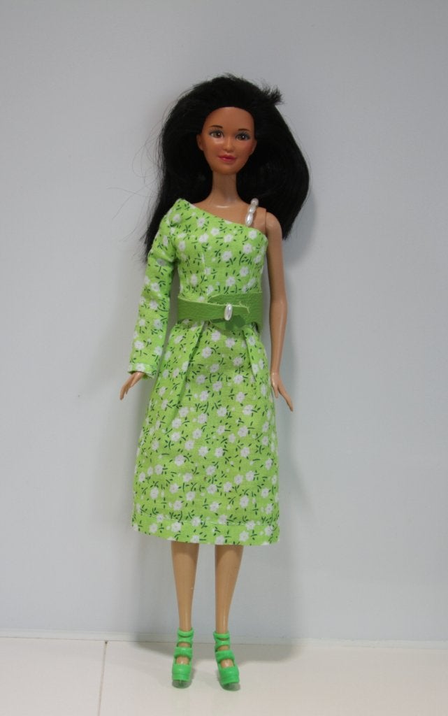 106.groene jurk, omslagdoek, muts, leren riem, schoenen, Verzenden, Nieuw, Overige typen