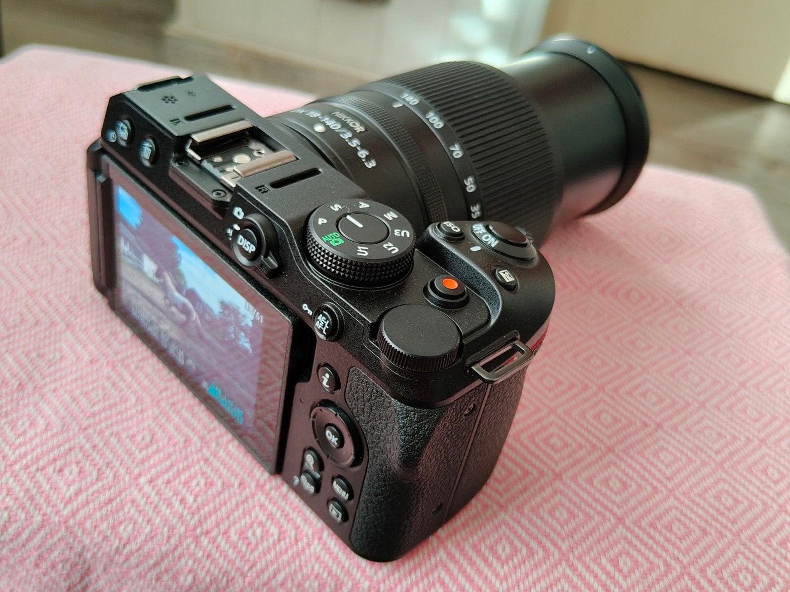 z.g.a. NIEUWE Nikon Z30 + 18-140mm VR slechts 233 clicks!!, Spiegelreflex, Beeldstabilisatie, 21 megapixels, Nieuw