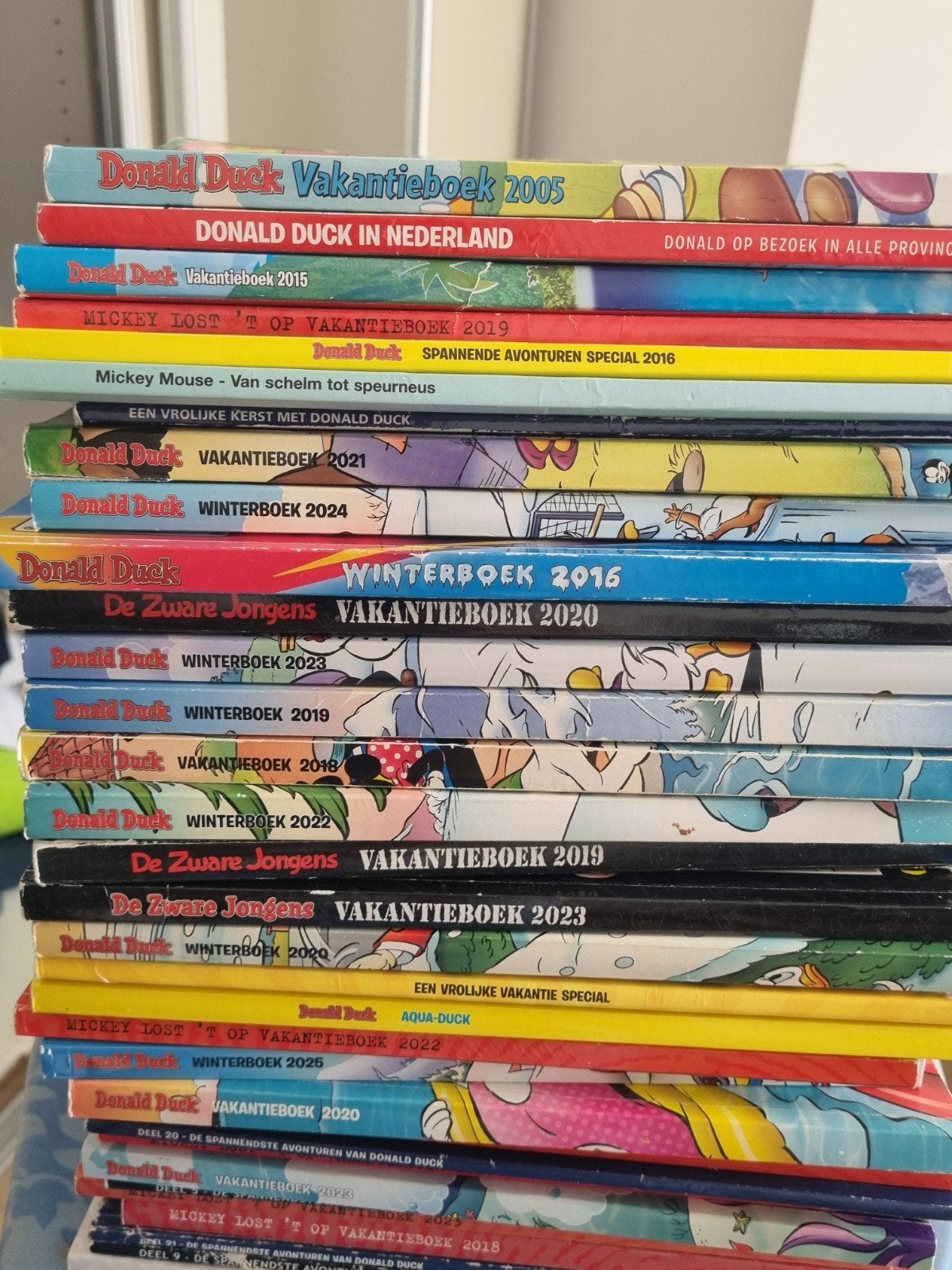 Grote collectie Donald Duck vakantie stripboeken, Boeken, Meerdere stripboeken, Ophalen, Gelezen, Walt Disney