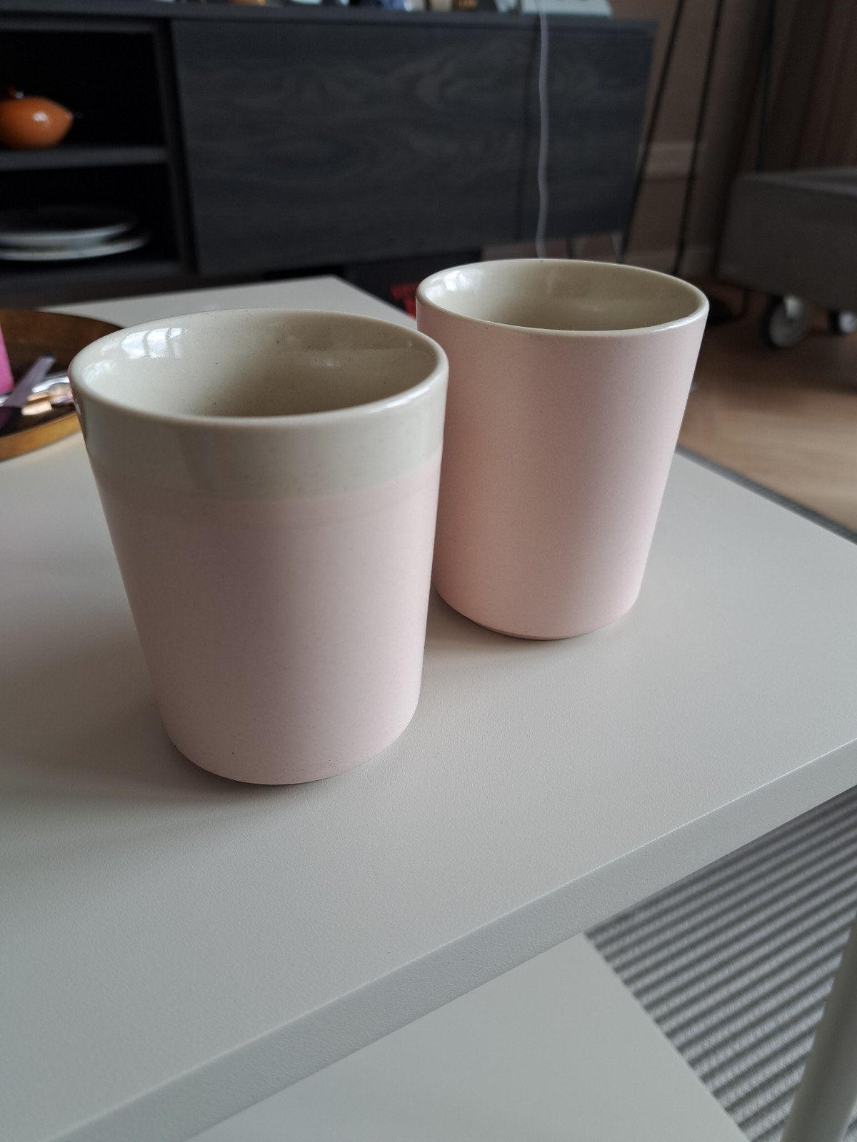 Set van 2 Bloomingville bekers, roze/crème, Overige merken, Keramiek, Zo goed als nieuw, Modern