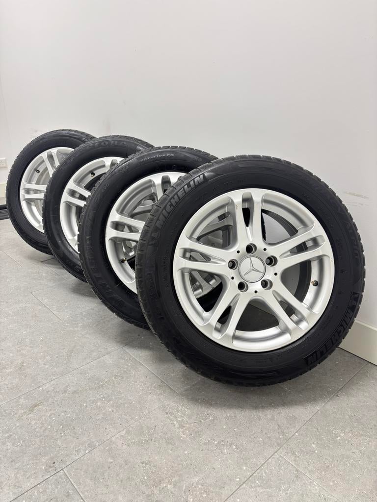 Mercedes velgen 16” met Michelin winterbanden | nette staat, Velg(en), 16 inch, 205 mm, Winterbanden