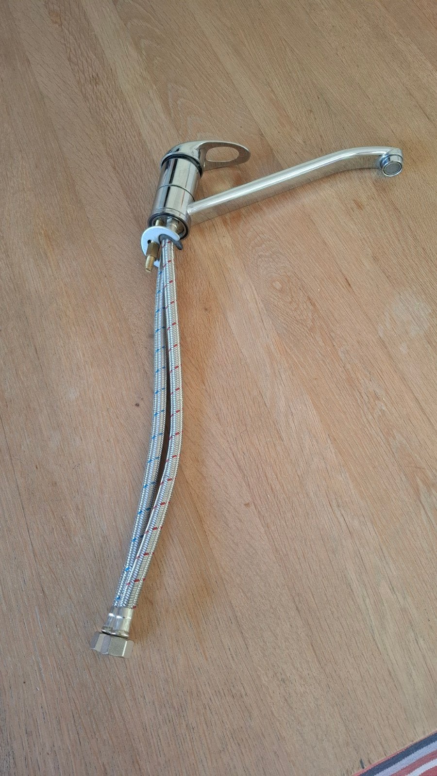 Nieuwe chromen keukenkraan met flexibele slangen, Doe-het-zelf en Verbouw, Sanitair, Ophalen of Verzenden, Nieuw, Chroom, Kraan