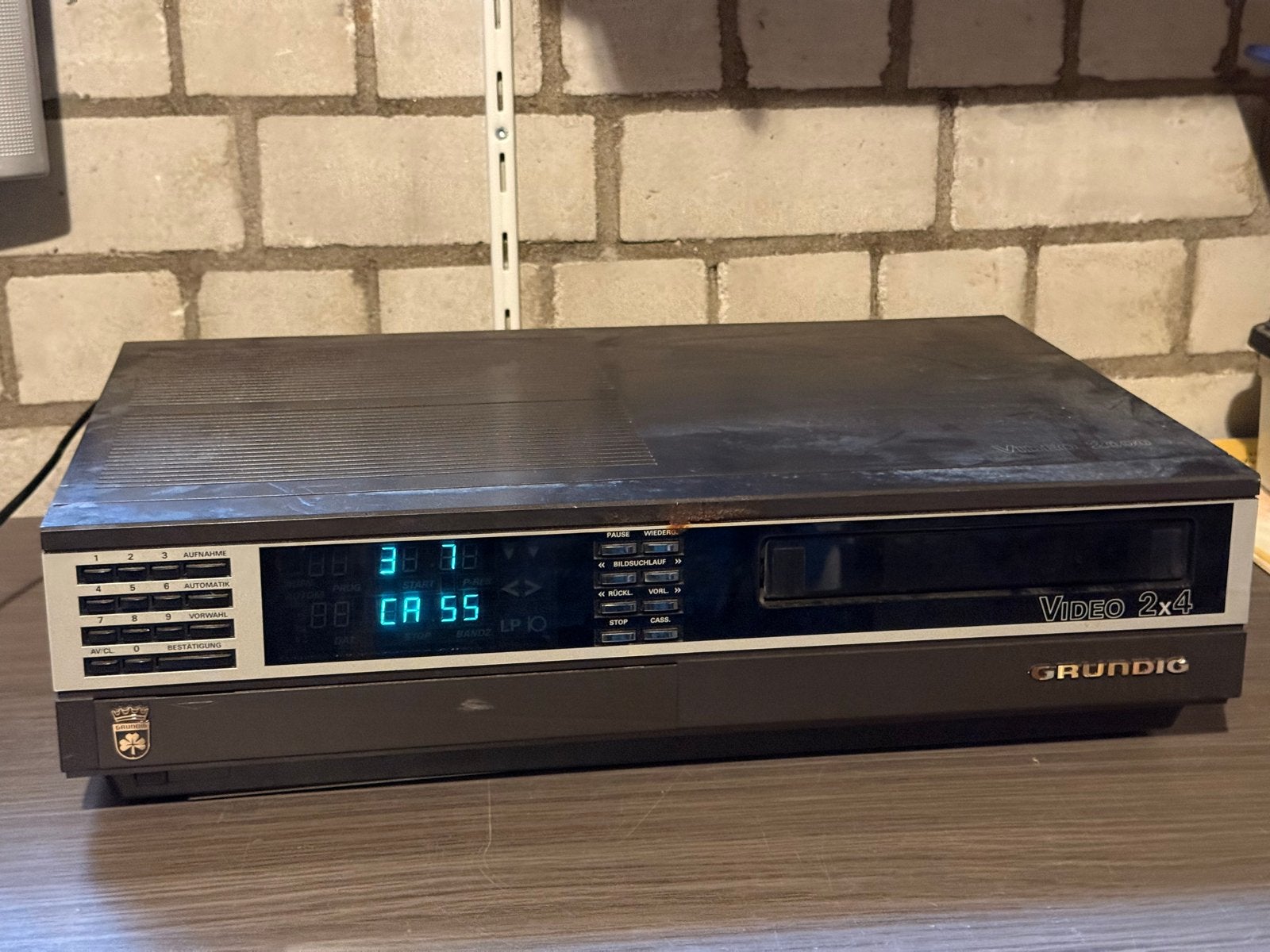 Grundig Video 2x4 Video 2000-speler/recorder, Audio, Tv en Foto, Videospelers, Ophalen of Verzenden, Gebruikt, Video 2000-speler of -recorder