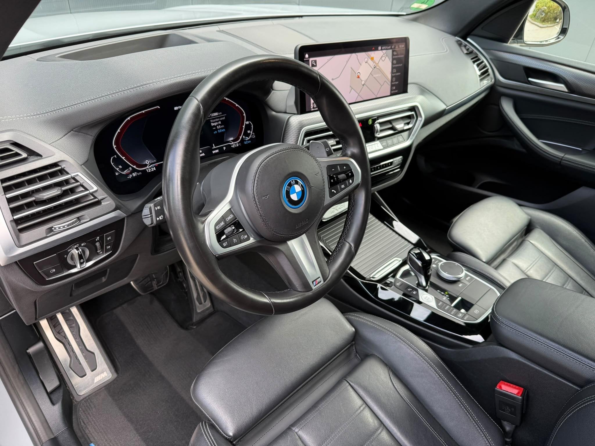 BMW X3 xDrive30e M-sport / facelift / Pano / Tr.hk / HUD, 1998 cc, Gebruikt, 4 cilinders, Bedrijf