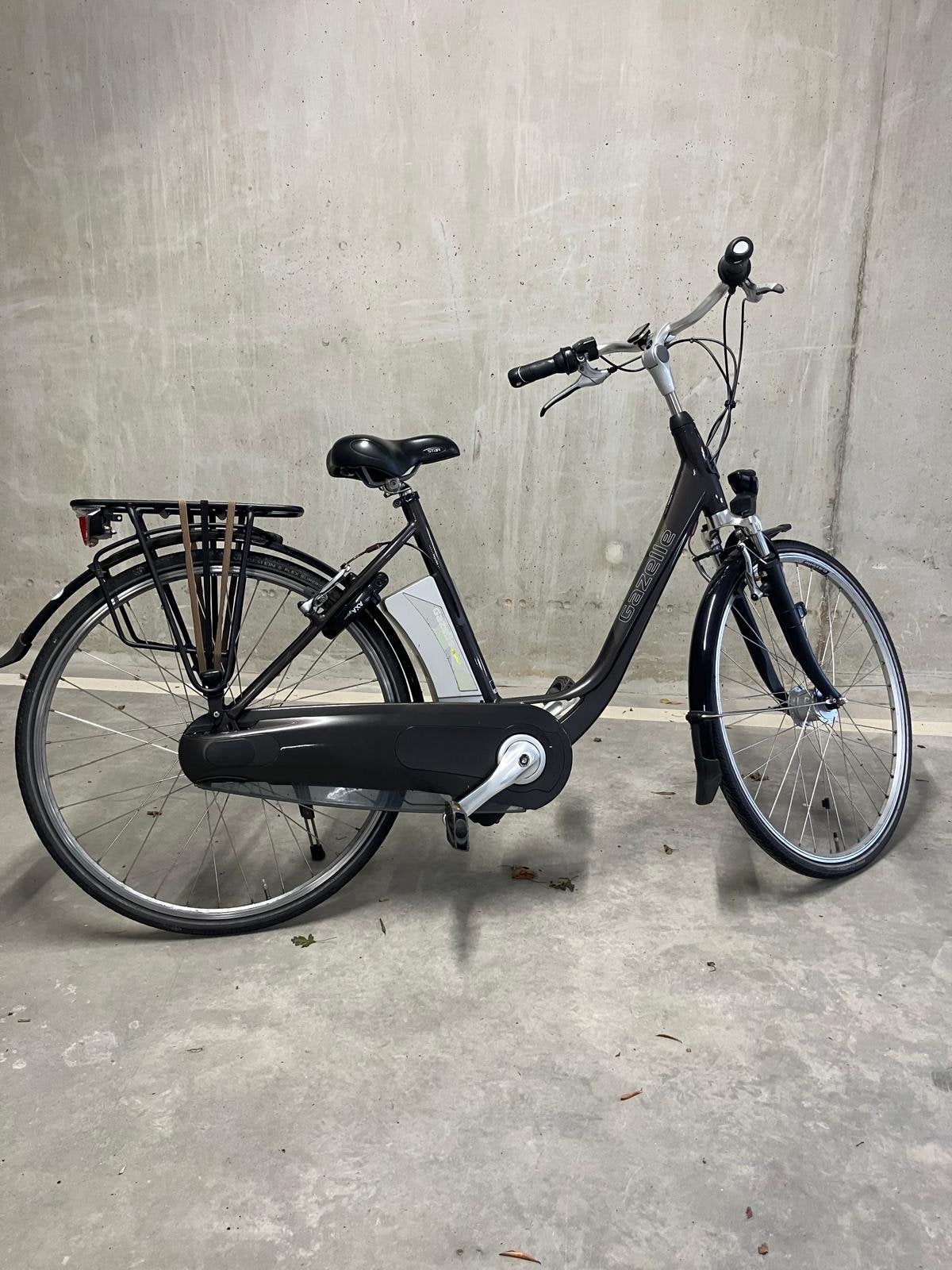 Foto 3 van Gazelle damesfiets (accu defect)