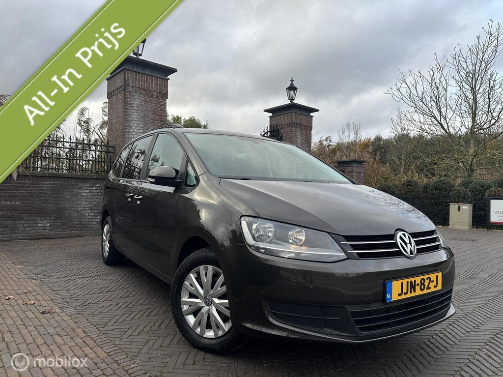 Volkswagen Sharan 1.4 TSI 150pk 7-personen Trekhaak✅, Voorwielaandrijving, Stof, Zwart, 4 cilinders
