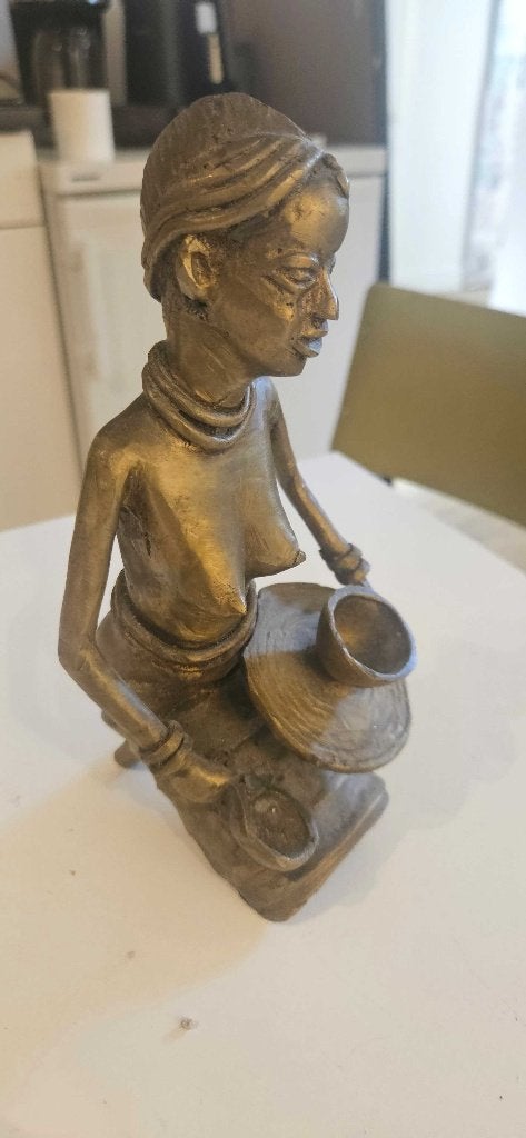 Afrikaans beeldje van koper of bronze messing legering, Ophalen
