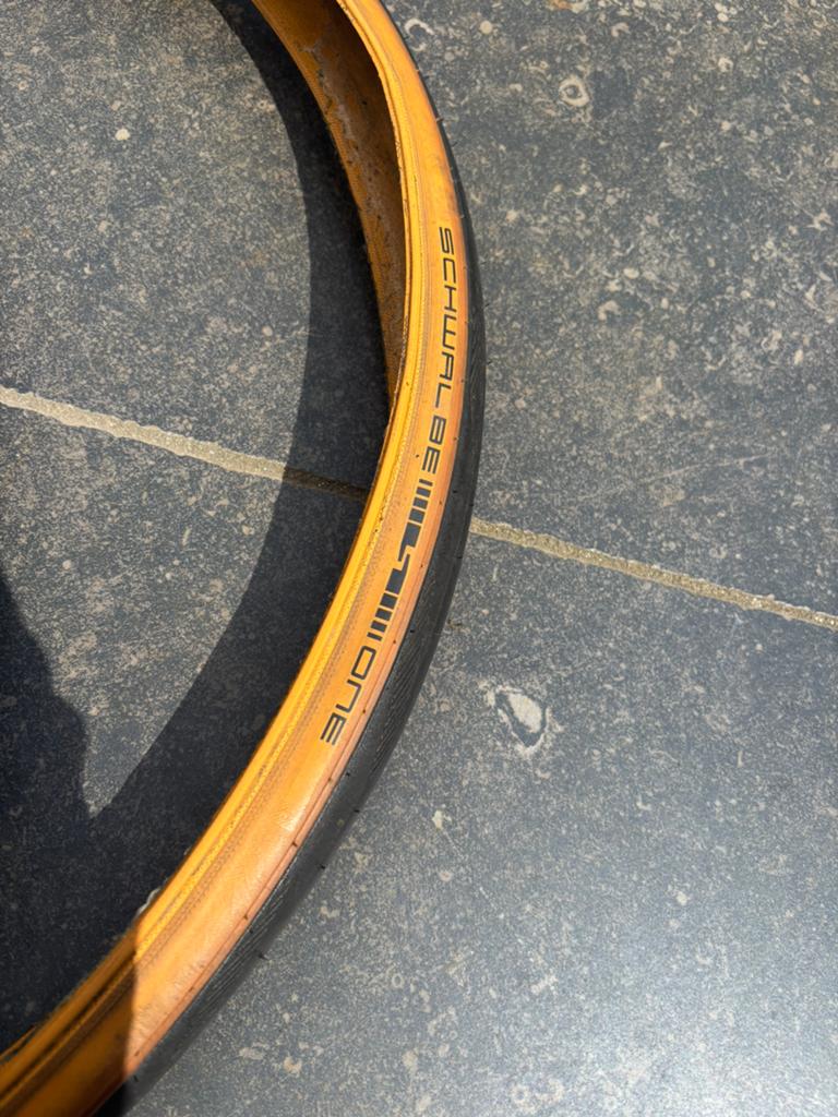 racefietsbanden Schwalbe One 28mm, Fietsen en Brommers, Fietsonderdelen, Ophalen of Verzenden, Zo goed als nieuw