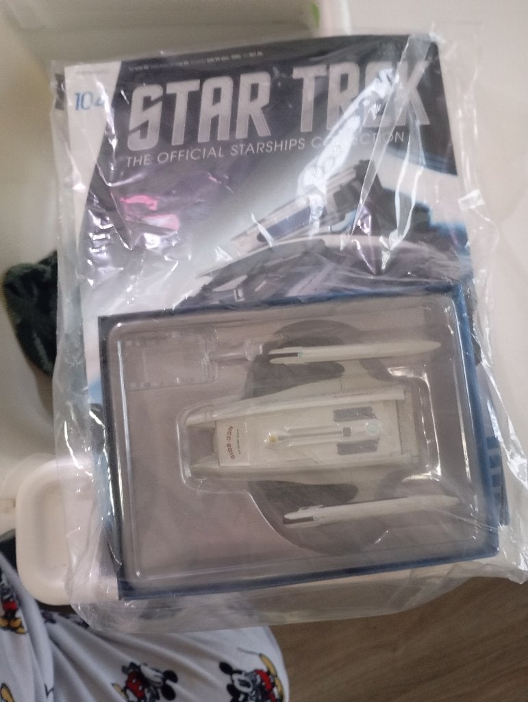 Star trek NCC-2010 vliegtuig, Overige merken, 1:72 tot 1:144, Nieuw, Ophalen of Verzenden