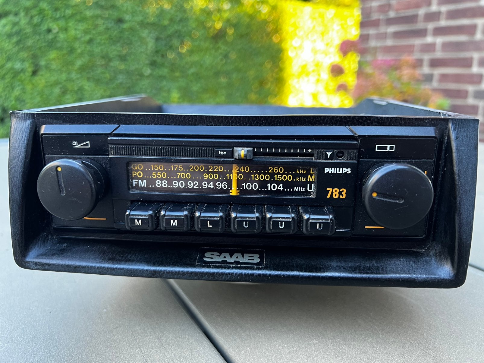 Saab onderbouwconsole met Philips FM Oldtimer Radio, Auto diversen, Ophalen of Verzenden