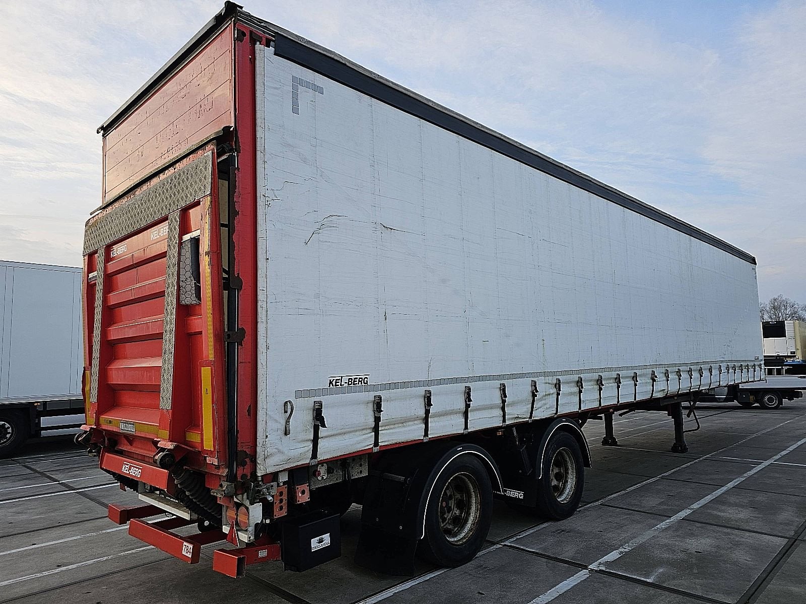 KELBERG S3582 2 axle taillift, Overige kleuren, Bedrijf, Aanhangers en Opleggers, Te koop