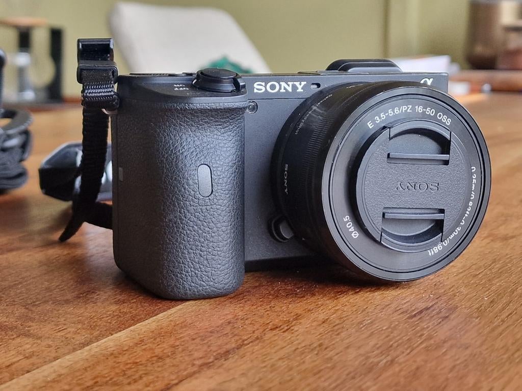 Sony Alpha A6600 systeemcamera met 16-50mm lens, Audio, Tv en Foto, Fotocamera's Digitaal, Zo goed als nieuw, Compact, Sony, Minder dan 4 keer