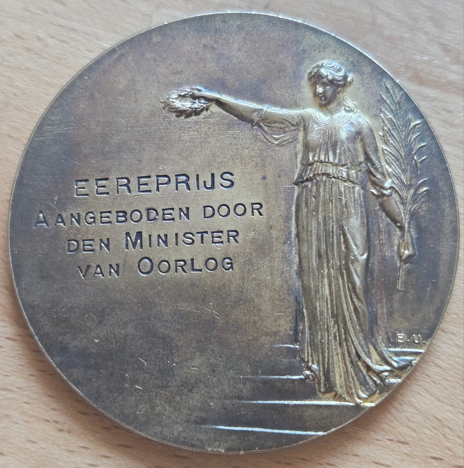 Zilveren penningen 1917 Huisvlijttentoonstelling., Ophalen of Verzenden, Zilver, Nederland