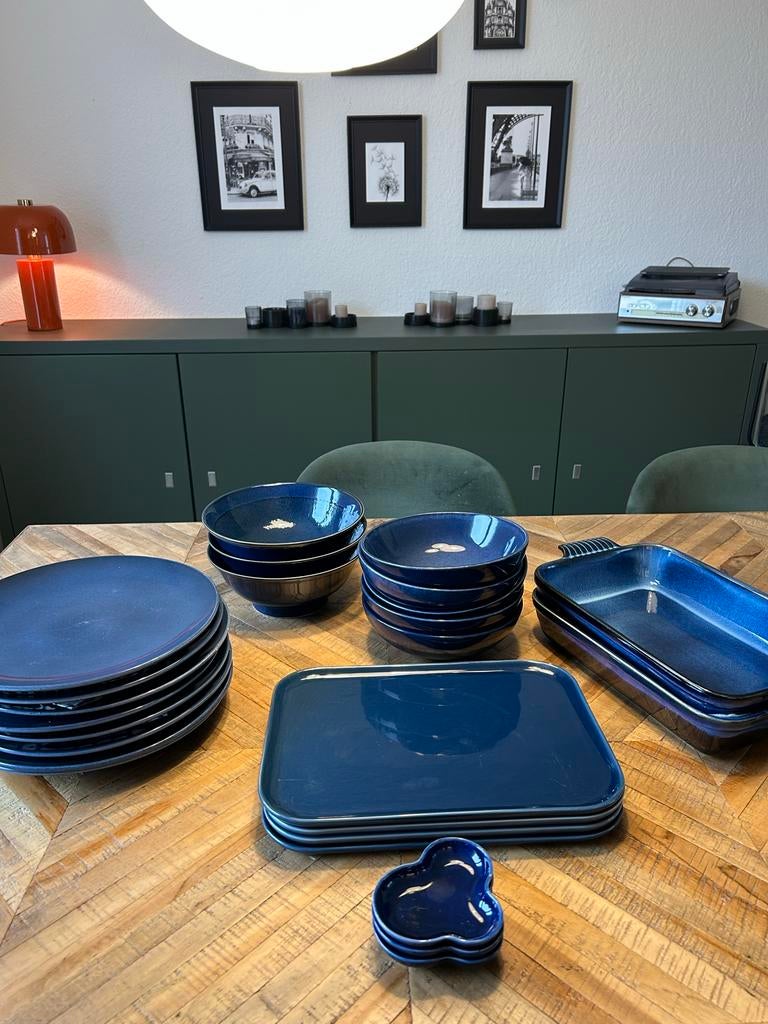 Blauw Servies - Borden en Kommen en ovenschalen, Huis en Inrichting, Keuken | Servies, Zo goed als nieuw, Compleet servies, Effen