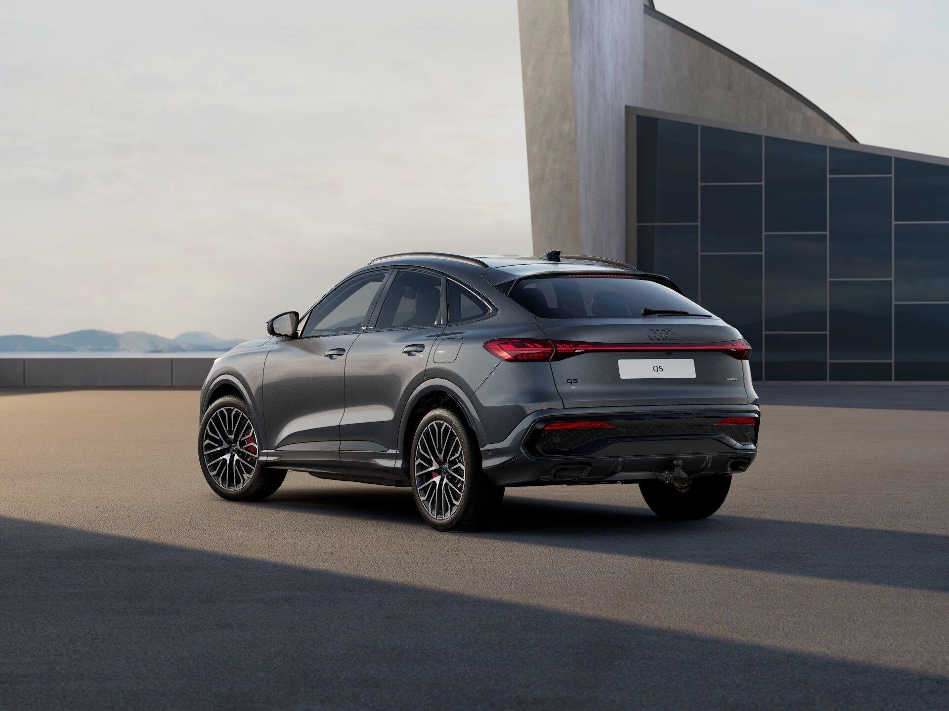 Audi Q5 Sportback 2.0 TFSI e-hybrid quattro S Edition Compet, Auto's, Automaat, 12 maanden, 4 cilinders, 150 min