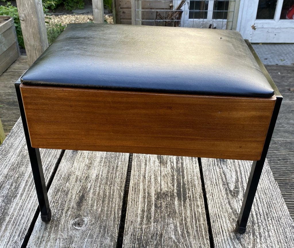 Leuke Vintage Kruk - retro mid century teak design fifties, Ophalen of Verzenden