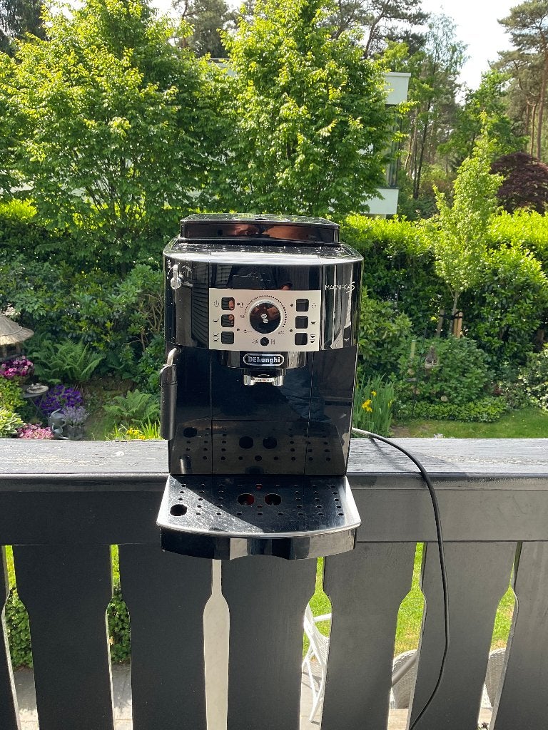 De'Longhi Magnifica S ECAM 22.110.B, Witgoed en Apparatuur, Koffiezetapparaten, Ophalen, Gebruikt, 10 kopjes of meer, Koffiemachine