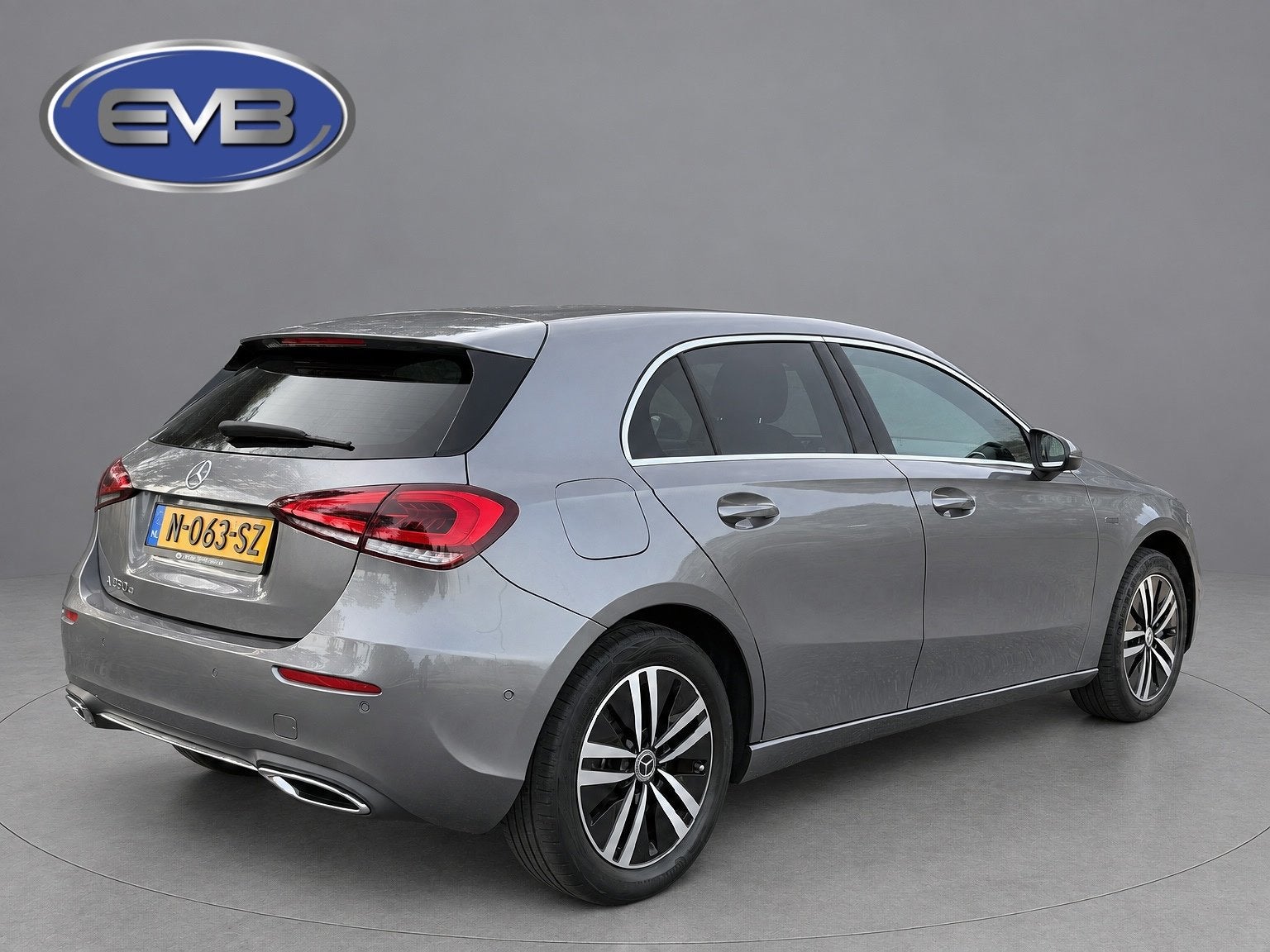 Foto 3 van Mercedes-Benz A-klasse 250 e Business Solution Luxury Limite