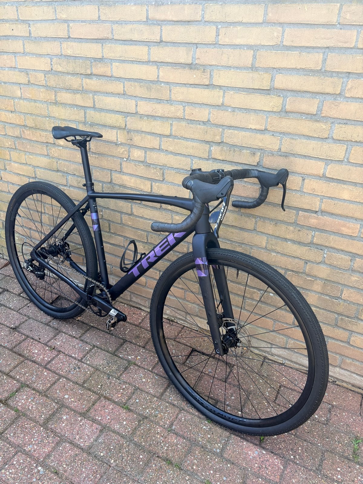 Trek Checkpoint ALR 4 Gravelbike 2025- Zo goed als nieuw, Fietsen en Brommers, Fietsen | Racefietsen, Overige merken, 28 inch