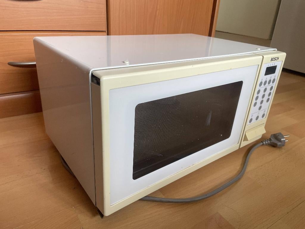 Microwave BOSCH, Witgoed en Apparatuur, Magnetrons, Ophalen, Hete lucht, Magnetron, Zo goed als nieuw
