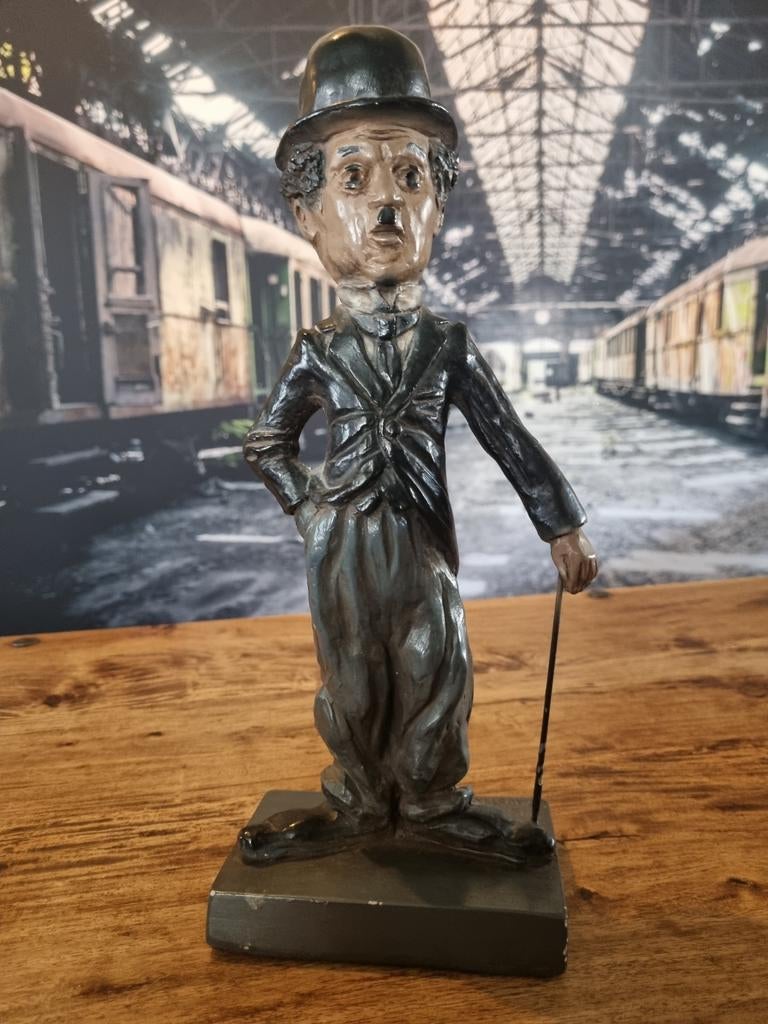 Vintage Ijzeren Charlie Chaplin beeld - Uniek verzamelobject, Verzamelen, Ophalen of Verzenden, Zo goed als nieuw, Film, Beeldje, Replica of Model
