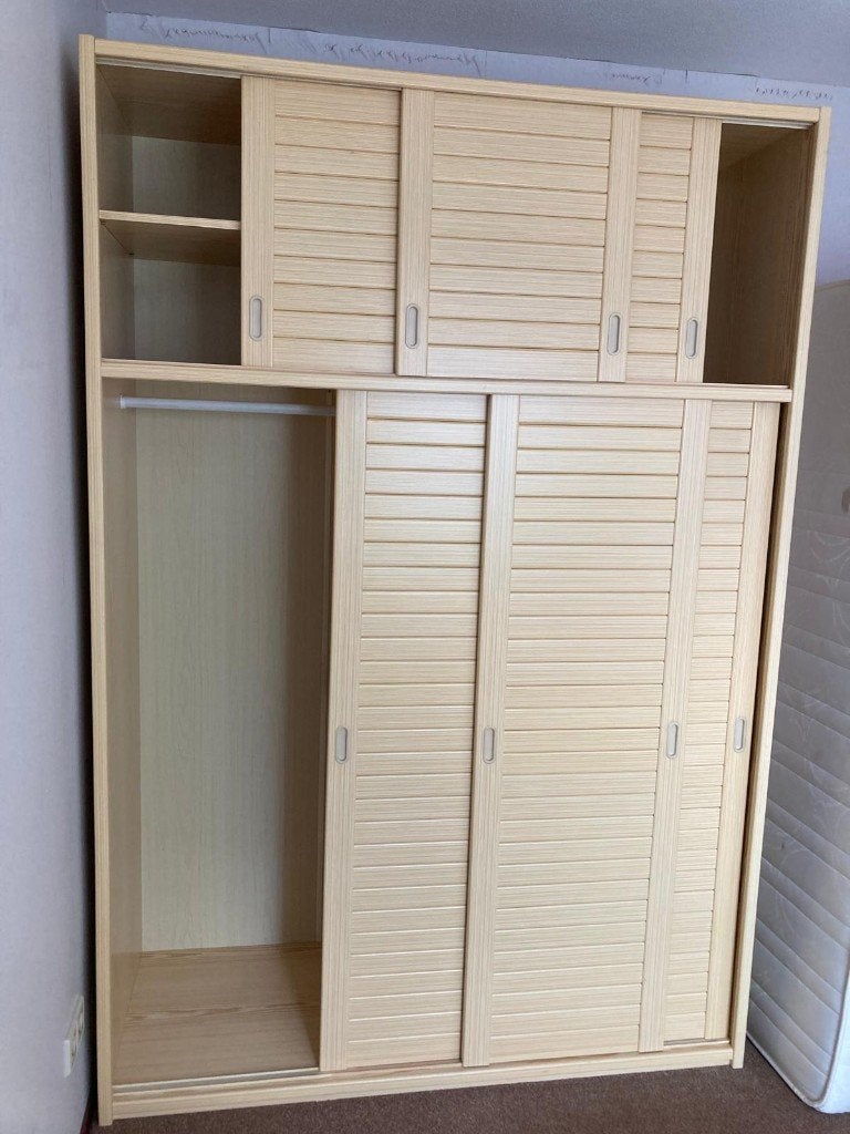 Kasten en tafels alles moet weg, Huis en Inrichting, Woonaccessoires | Overige, Ophalen, Gebruikt
