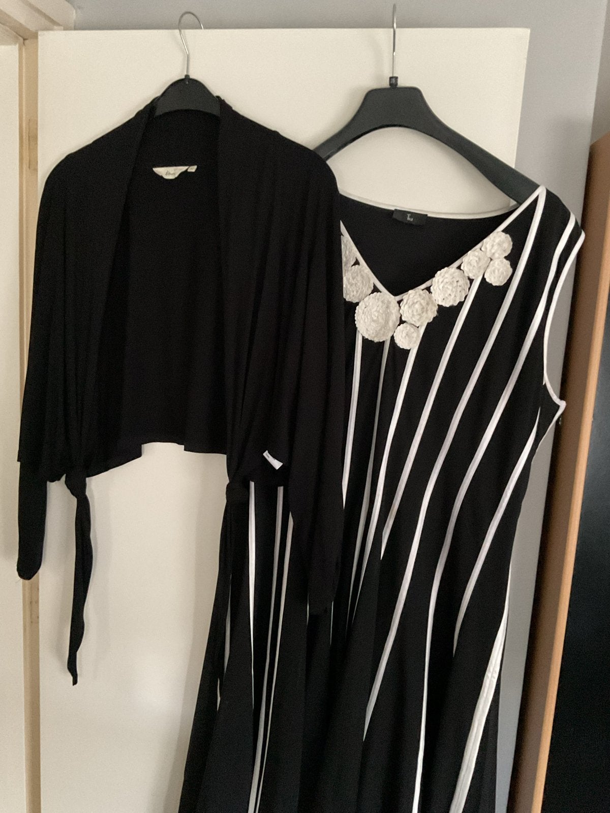 Zwart-wit gestreepte jurk met bolero, maat 52, Zwart, Maat 46/48 (XL) of groter, Ophalen of Verzenden, Zo goed als nieuw