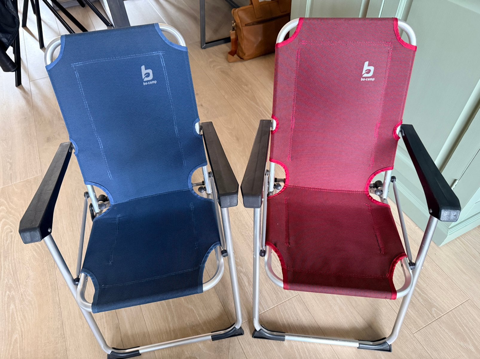 2x Bo-Camp Copa Rio Kinderstoel – Blauw & Rood, Ophalen, Zo goed als nieuw, Campingstoel