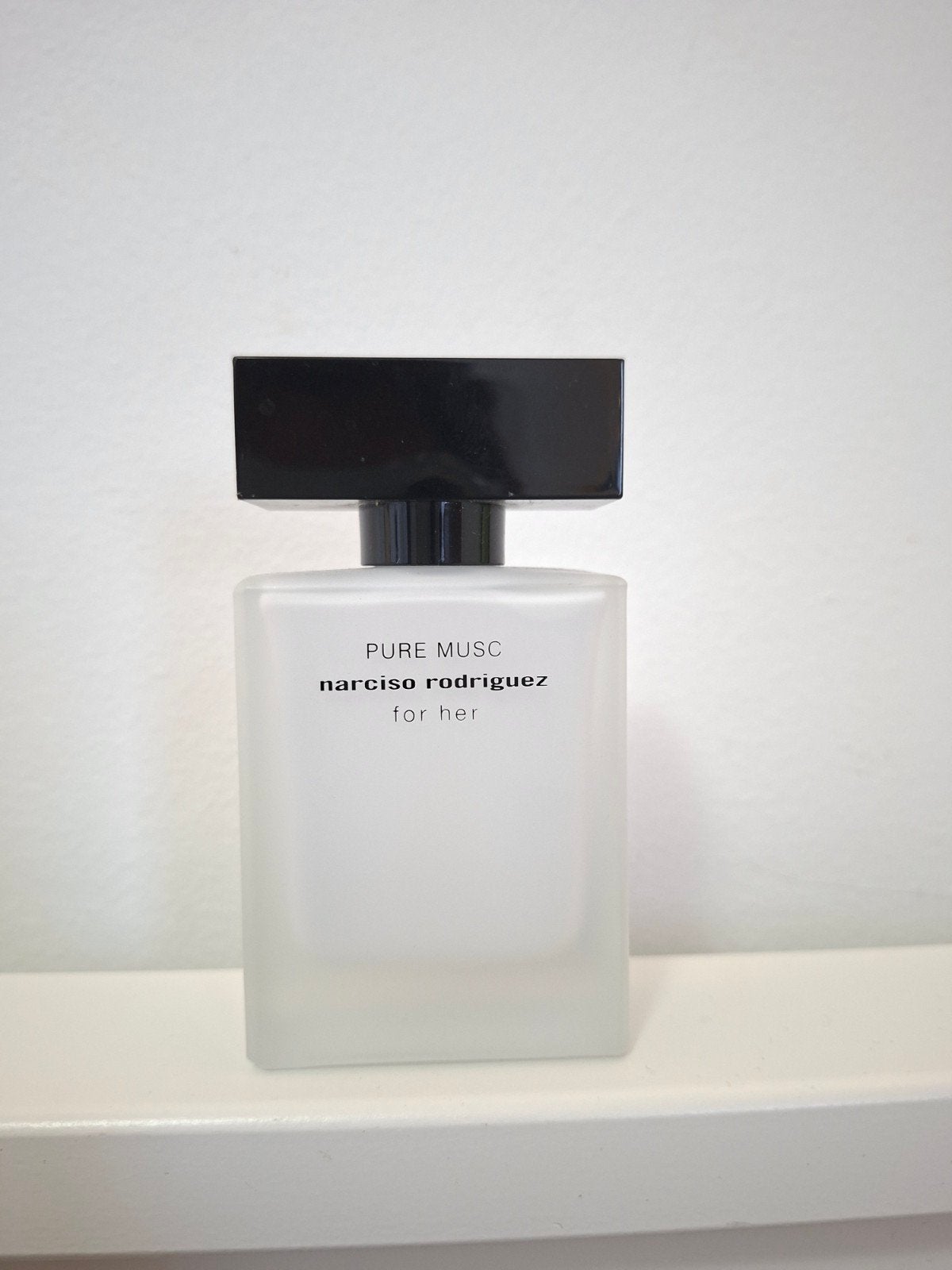 Narciso Rodriguez Pure Musc For Her 30ml, Sieraden, Tassen en Uiterlijk, Verzenden, Gebruikt