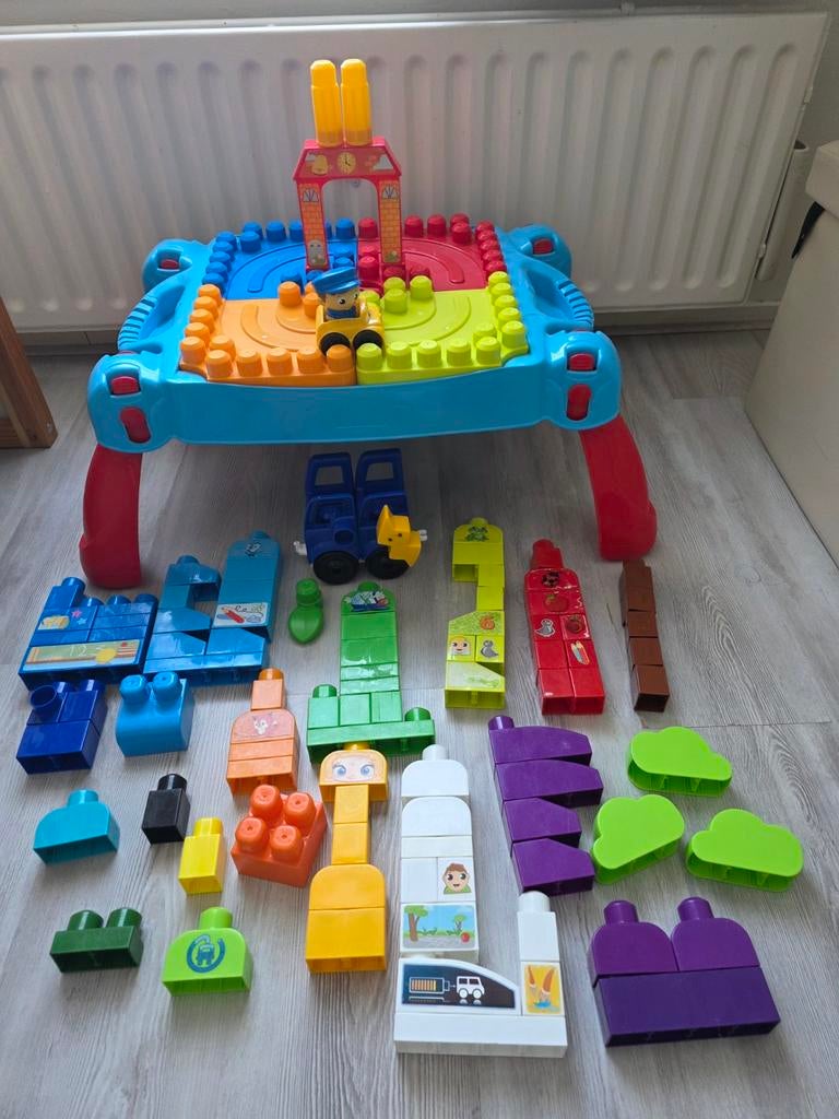 Mega Bloks speeltafel met veel blokken, Ophalen of Verzenden, Zo goed als nieuw, Megabloks