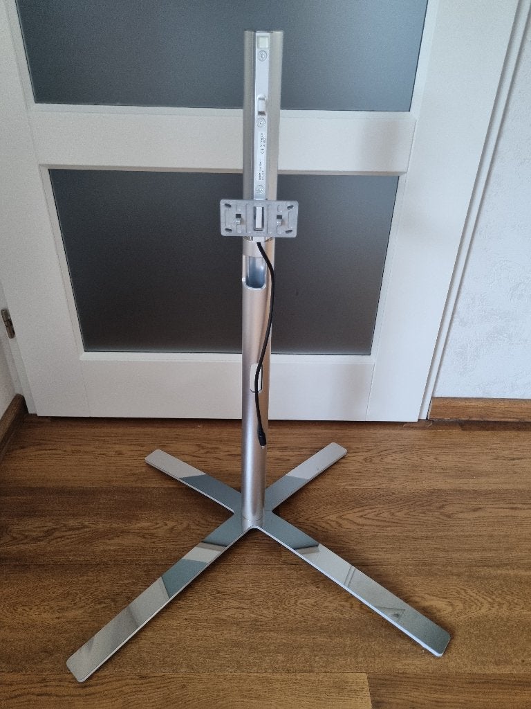 Nieuwe Loewe Floor Stand motor Stellar 42-55 (met motortje), Ophalen of Verzenden, Nieuw