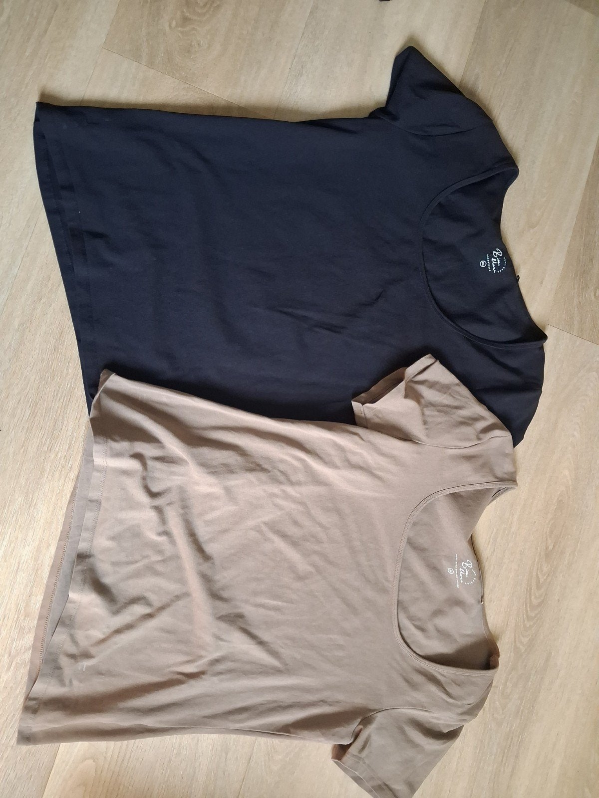 Bien Bleu Essentials T-shirts (2 stuks), Kleding | Dames, Zwart, Maat 46/48 (XL) of groter, Ophalen of Verzenden, Zo goed als nieuw