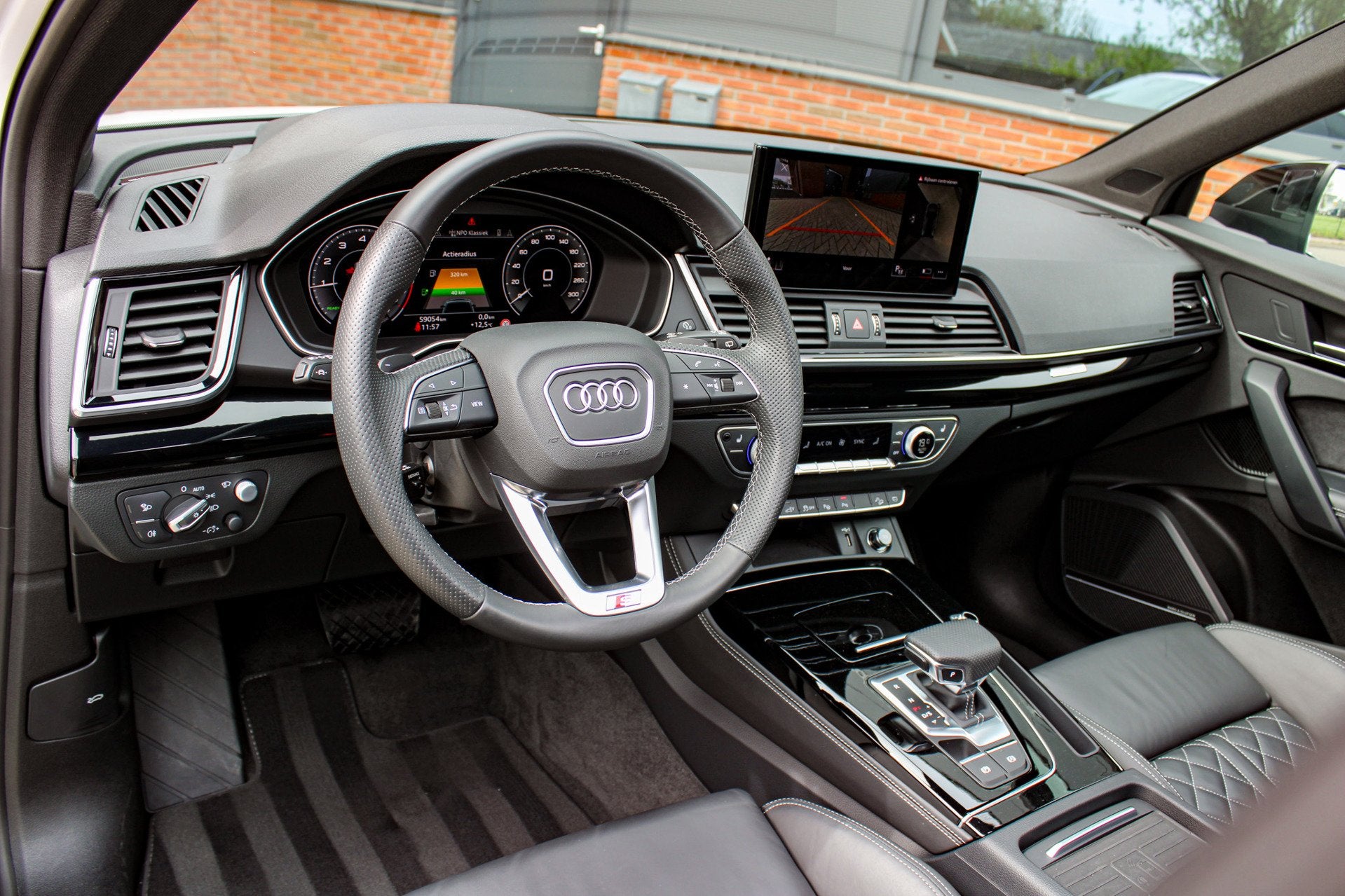 Audi Q5 55 TFSI e S edition | Pano | Luchtvering | Head-up |, Auto's, Automaat, Gebruikt, 4 cilinders, Wit