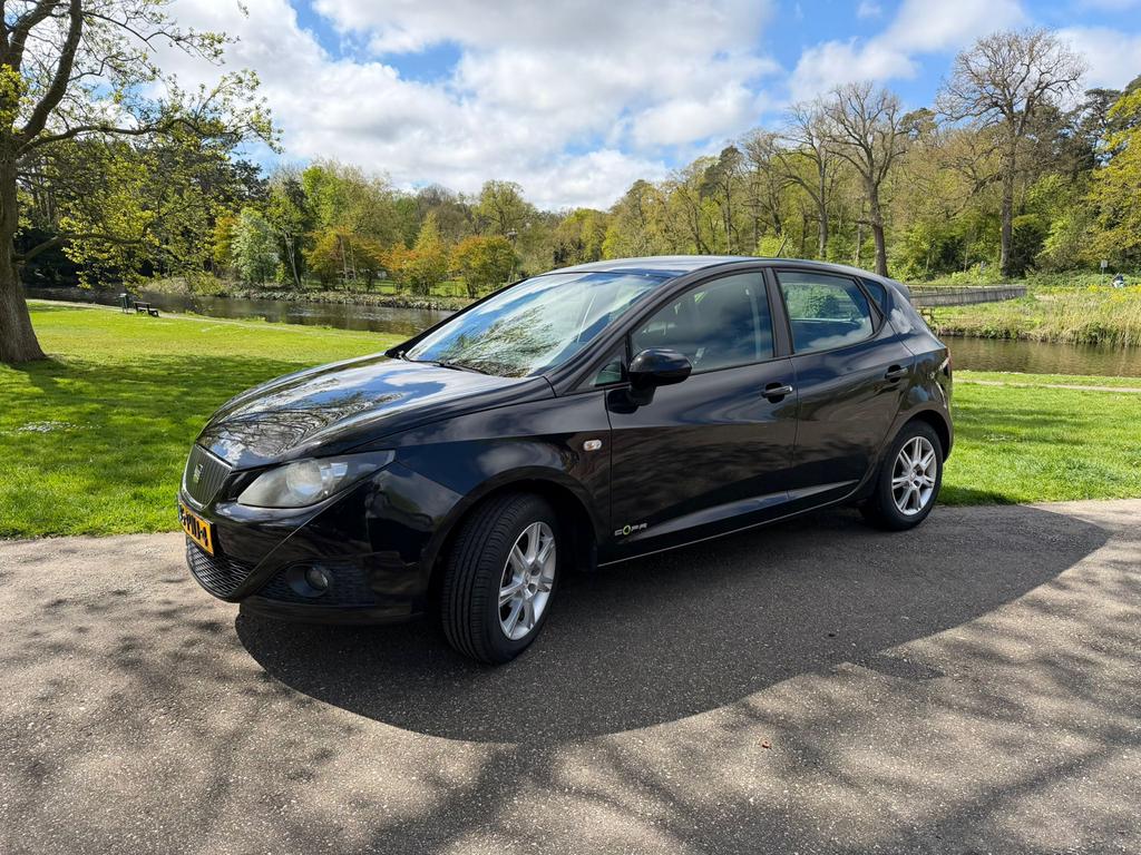 Seat Ibiza 1.2 TDI 55KW Ecomotive 2011 Zwart, Auto's, Seat, Voorwielaandrijving, 74 pk, 1199 cc, 96 €/maand