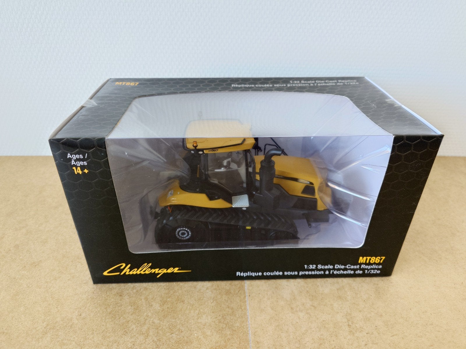 Challenger MT 867 1:32 USK, Ophalen of Verzenden, Nieuw, Tractor of Landbouw, Overige merken