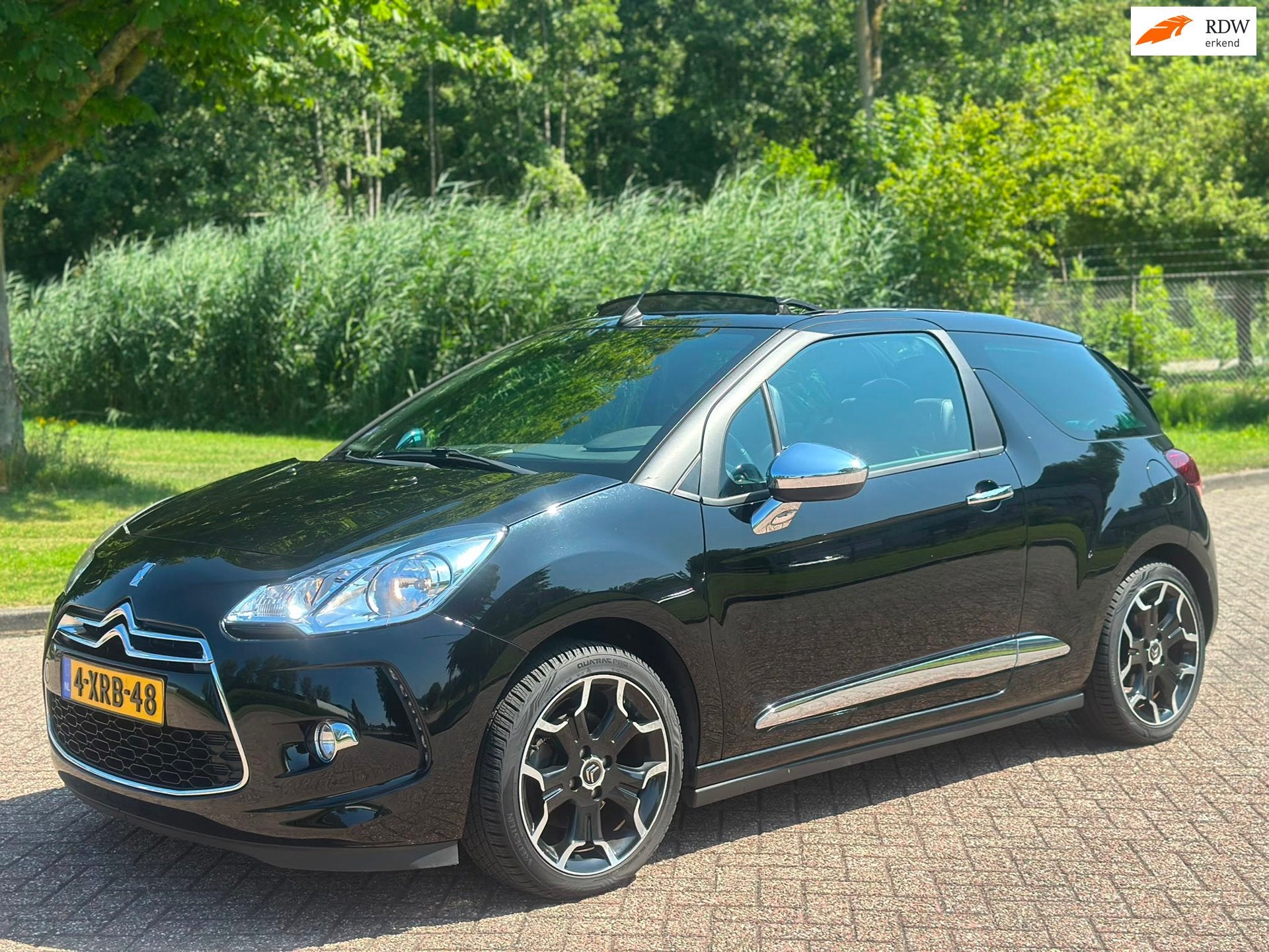 Citroen DS3 Cabrio 1.6 THP Sport Chic/CABRIO/AIRCO/CRUISE/HA, Auto's, Voorwielaandrijving, Gebruikt, Zwart, Cabriolet