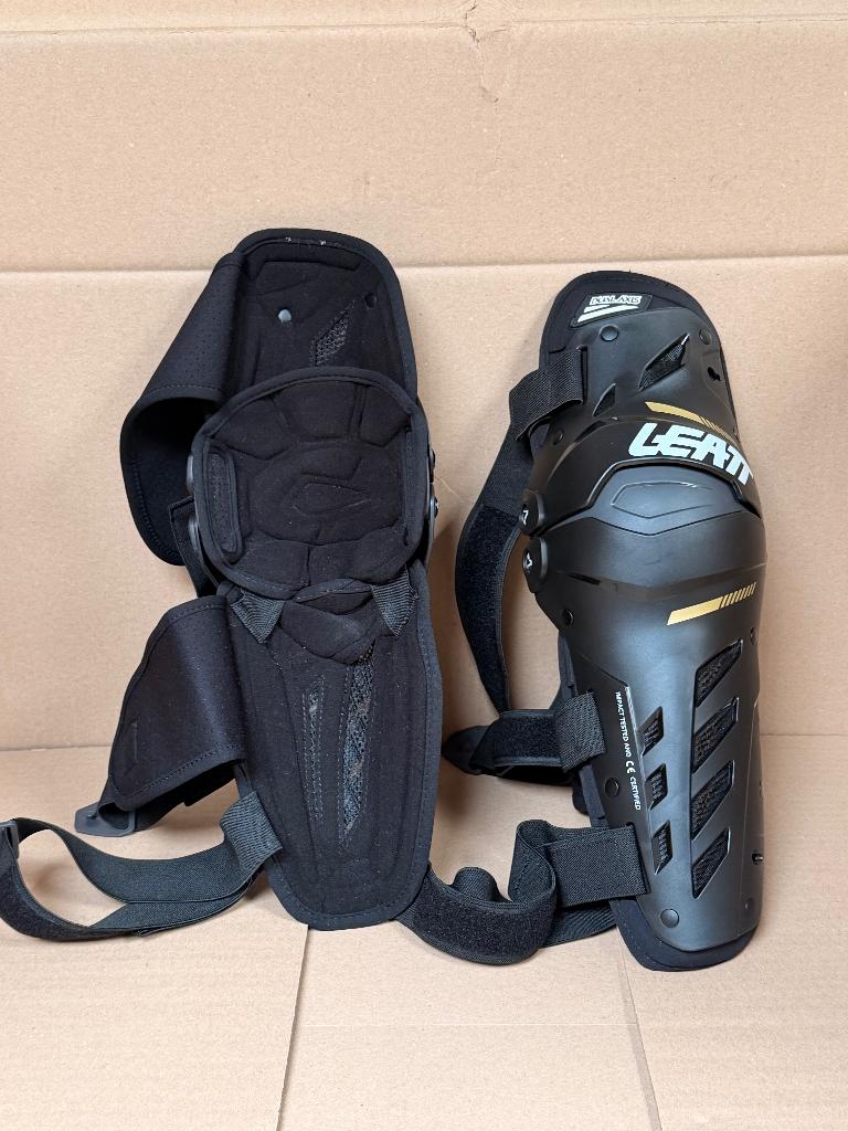Leat knie braceen, Kinderen, Tweedehands, Ophalen, Motorcrosskleding