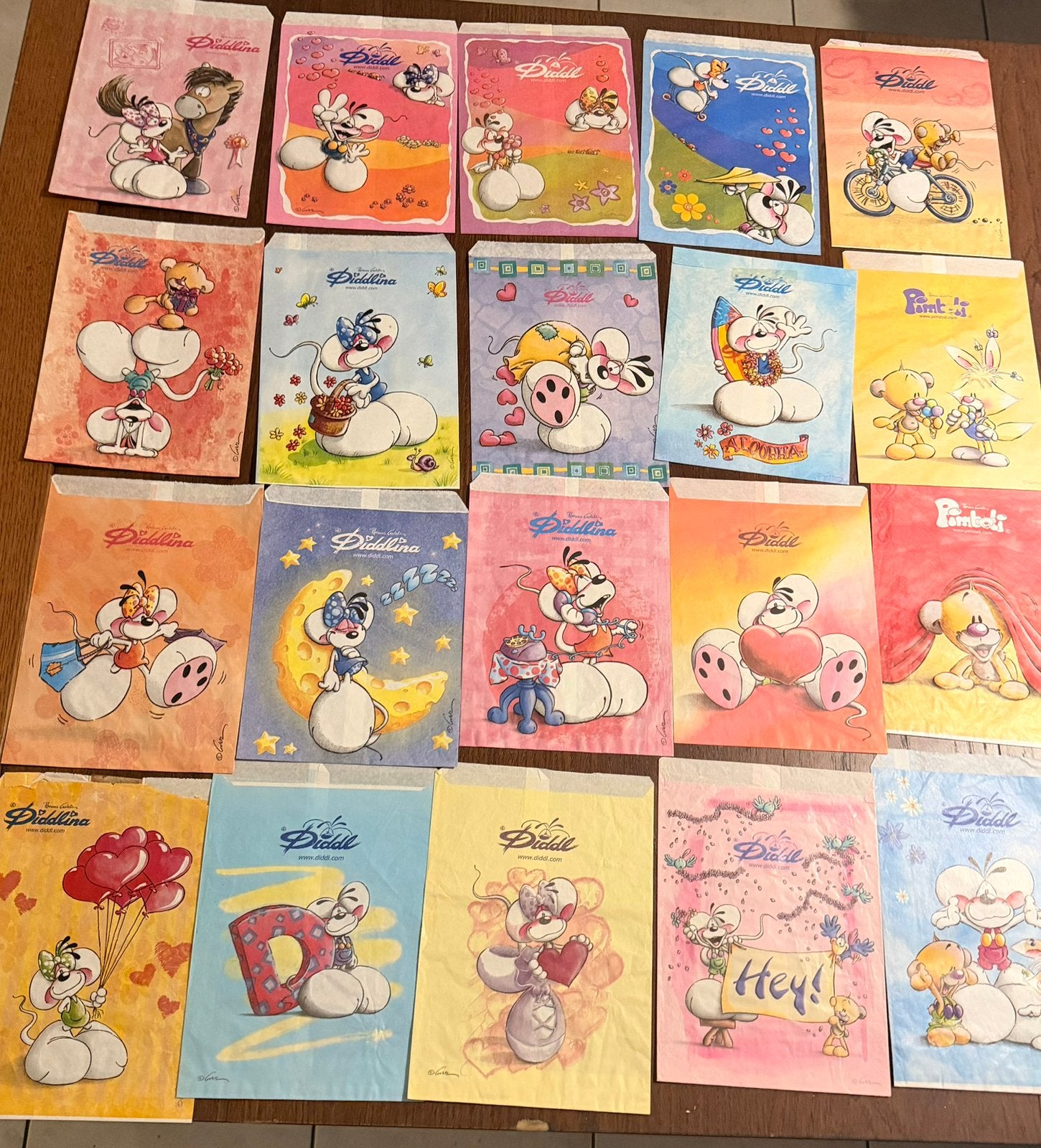 Diddl diddlina 20 verschillende A5 zakjes tasjes papier, Ophalen of Verzenden, Diddl, Zo goed als nieuw, Papier, Kaart of Schrift