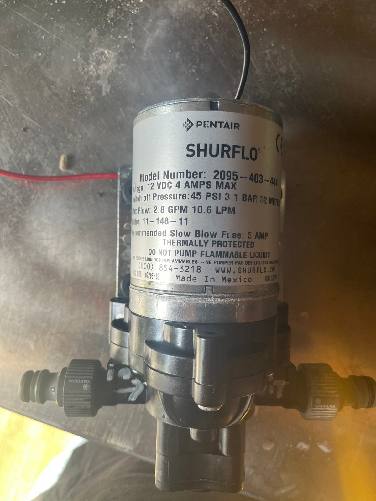 Shurflo waterpomp, Ophalen of Verzenden, Gebruikt