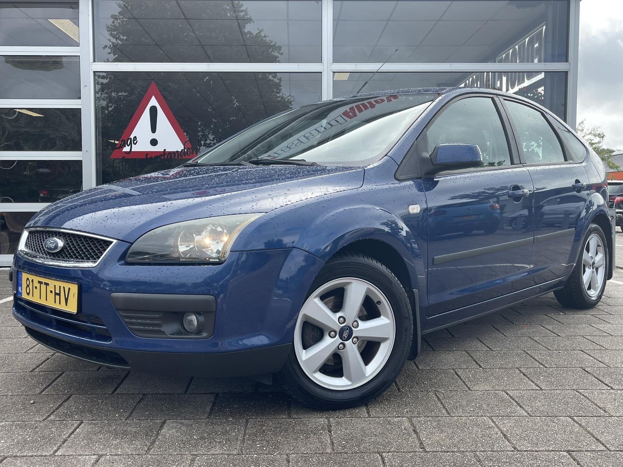 Ford Focus 1.6-16V Futura /Cruise/afkomstig 2e eigenaar/Trek, 1596 cc, 4 cilinders, Met garantie (alle), Blauw