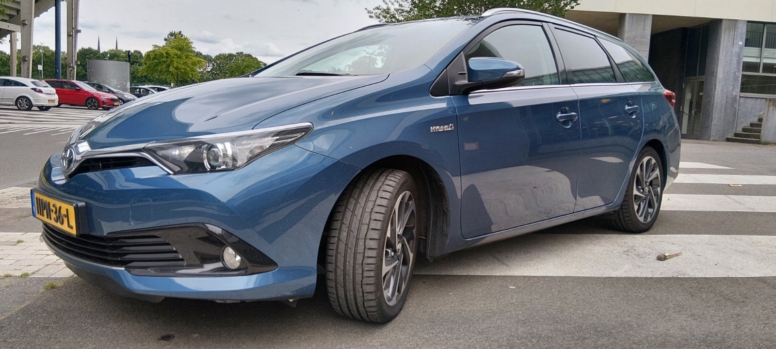 Toyota Auris Touring Sports Hybrid | 95dkm | Android Auto |, Auto's, Euro 5, Stof, Automatische klimaatregeling, Blauw