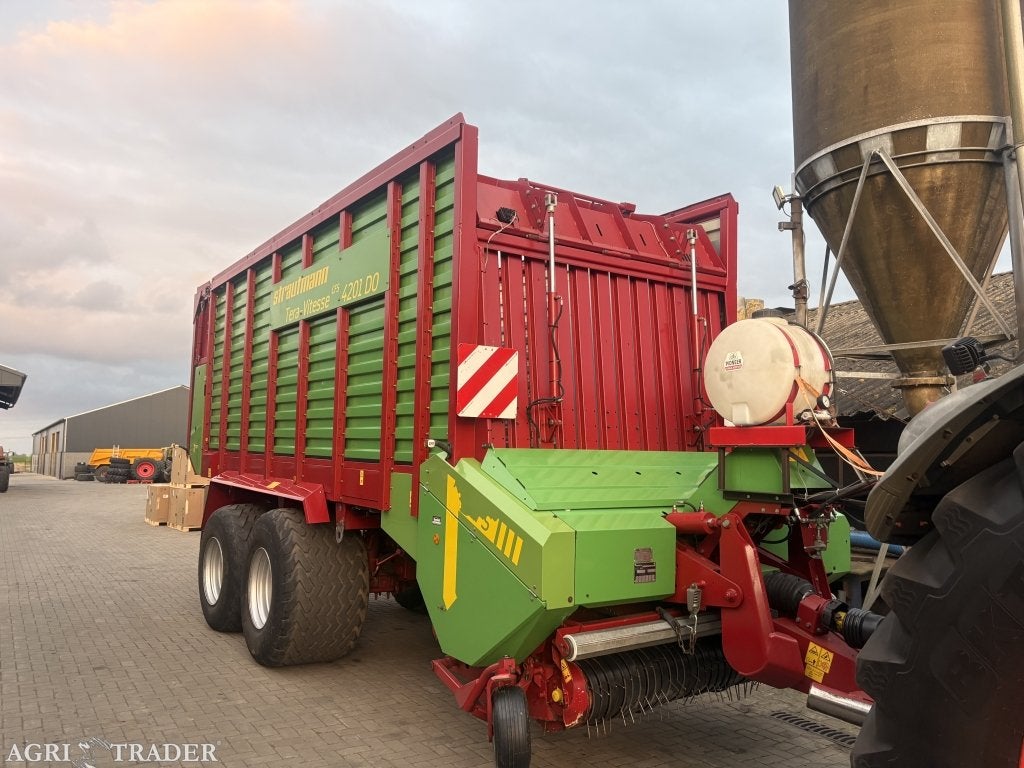 Strautmann. Tera Vitesse 4201, -, Veehouderij, Weidebouw, Niet opgegeven