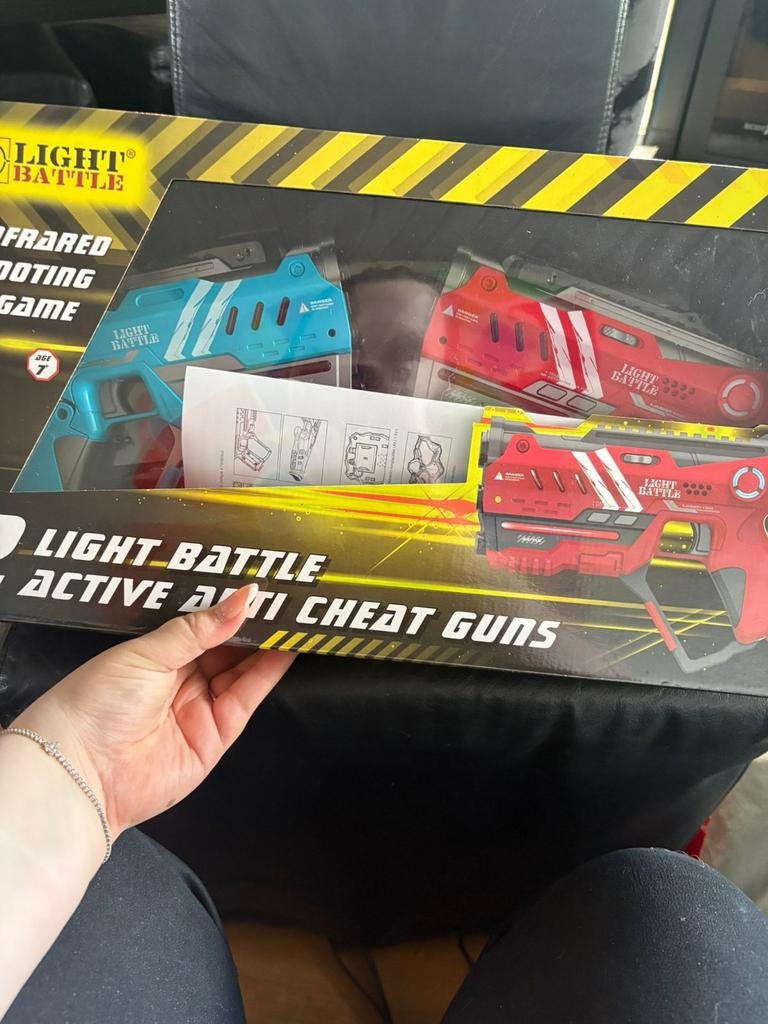 Lasergame set met 6 geweren en vesten, Ophalen of Verzenden, Zo goed als nieuw