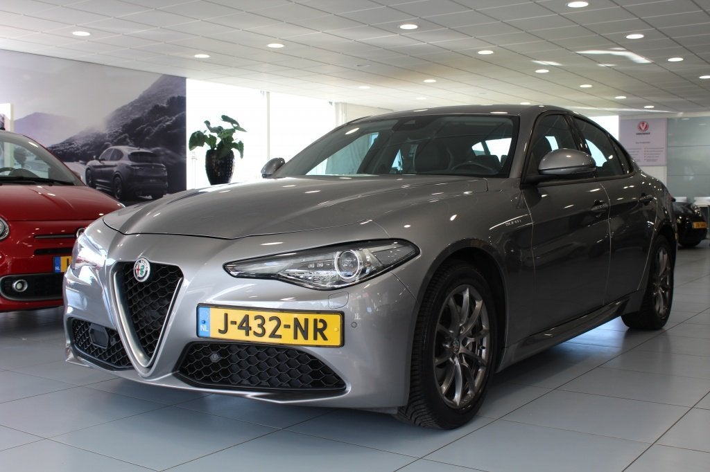Alfa Romeo Giulia 2.0T Super/CARPLAY/CRUISE/CAMERA, Auto's, Alfa Romeo, Achterwielaandrijving, 4 cilinders, 1404 kg, 1600 kg