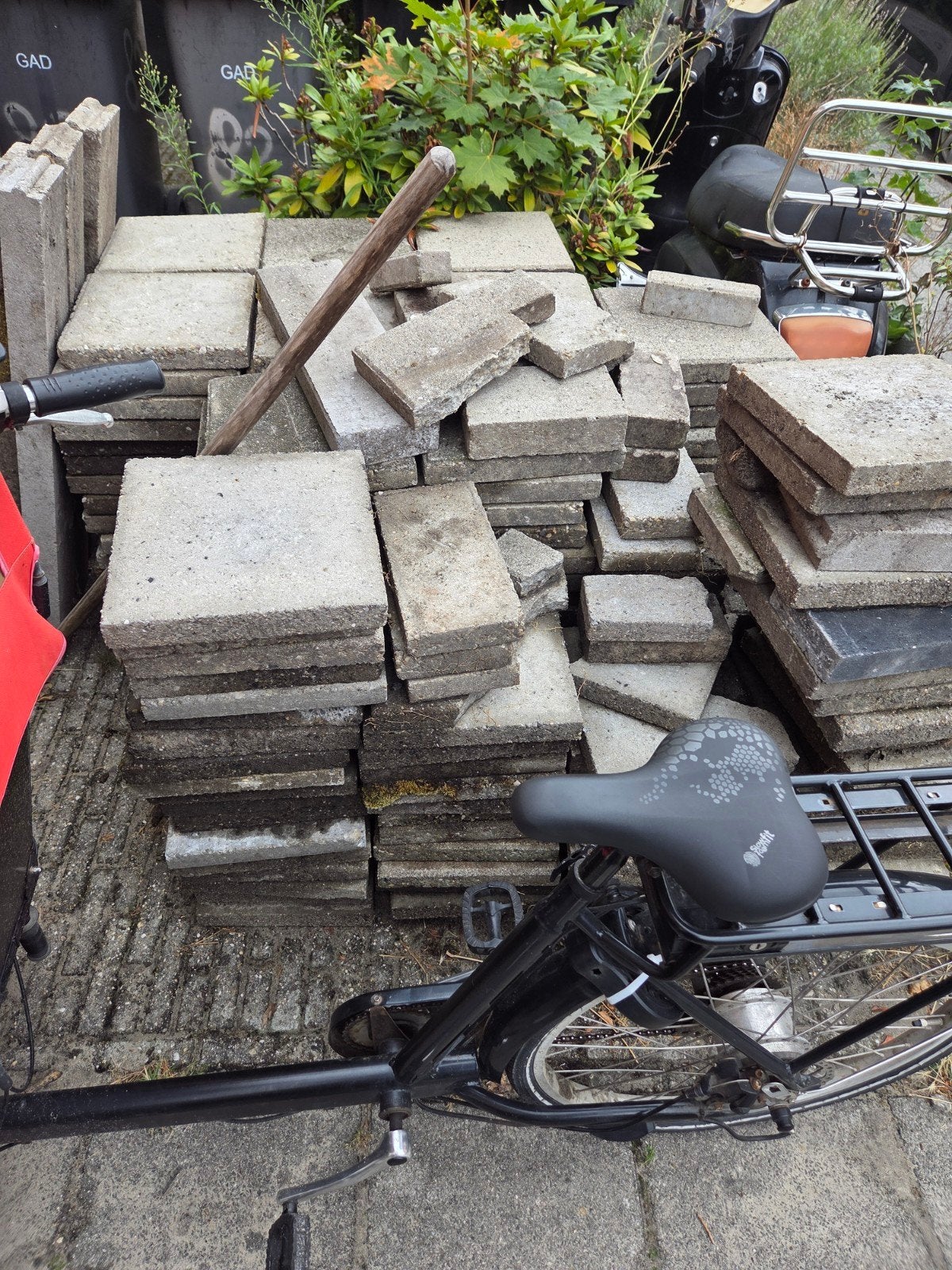 tuintegels gratis 30x30, Tuin en Terras, Ophalen, Gebruikt, Beton, Terrastegels