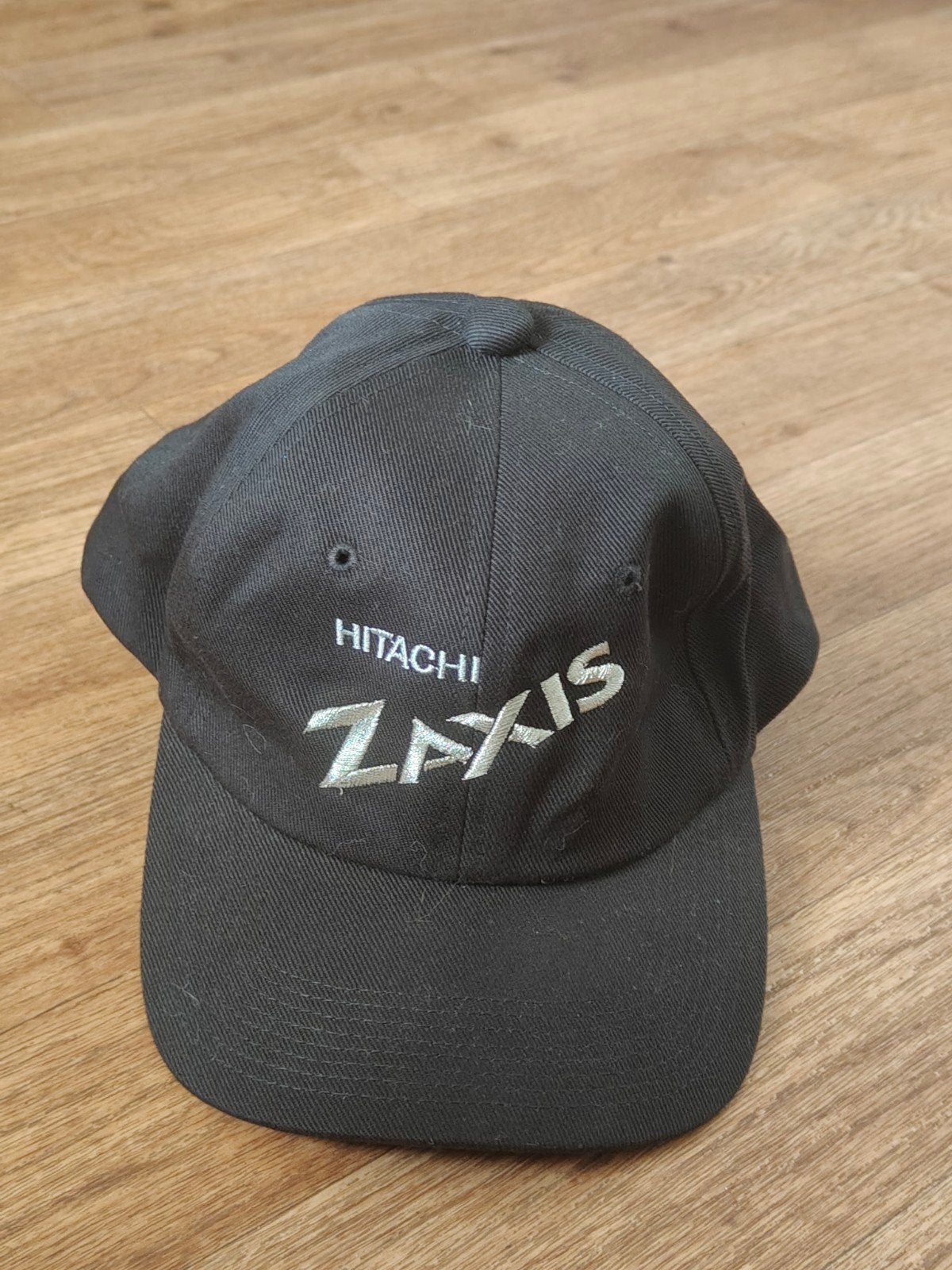 Zwarte Hitachi Zaxis Pet voor Heren - One Size Fits All, Hitachi Zaxis, One size fits all, Ophalen of Verzenden, Pet